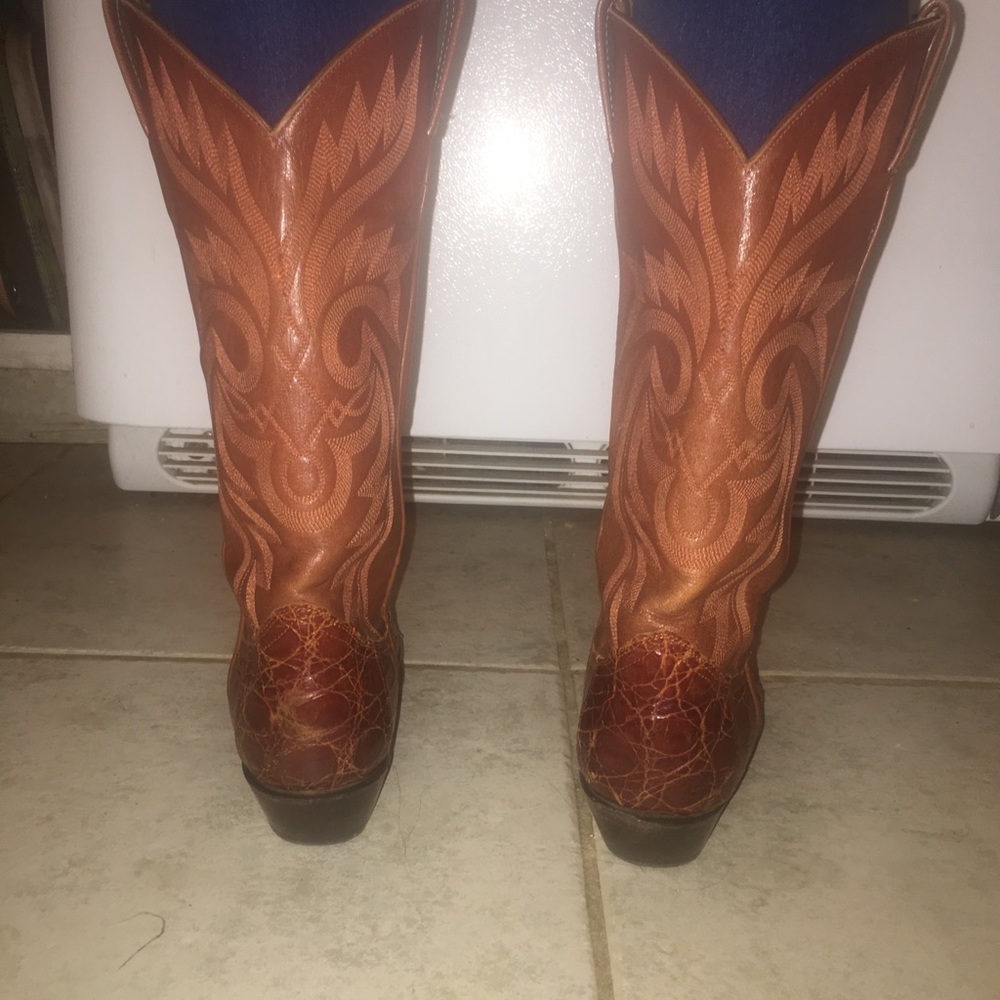 Handcrafted Larry Mahan Alligator Cowgirl Boots - Picture 1 of 2